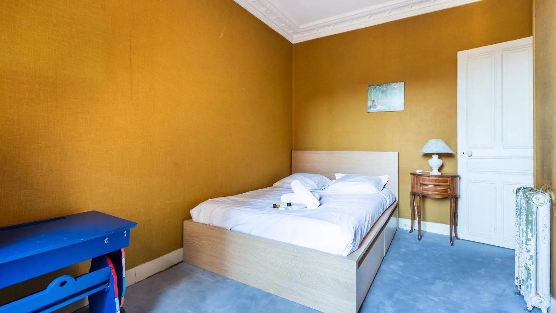 Apartment Le Laos - Tour Eiffel - Metro 6 Cambronne Paris